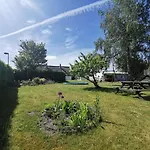 Ruegenferienhaus - Hafen Lägenhet