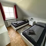 Ruegenferienhaus - Hafen *