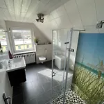 Ruegenferienhaus - Hafen Schaprode