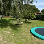 Διαμέρισμα Ruegenferienhaus - Hafen Schaprode