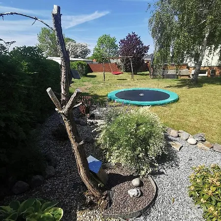 Ruegenferienhaus - Hafen 아파트