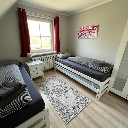 Ruegenferienhaus - Hafen