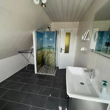 Ruegenferienhaus - Hafen 아파트 *