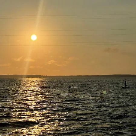 Ruegenferienhaus - Hafen 아파트