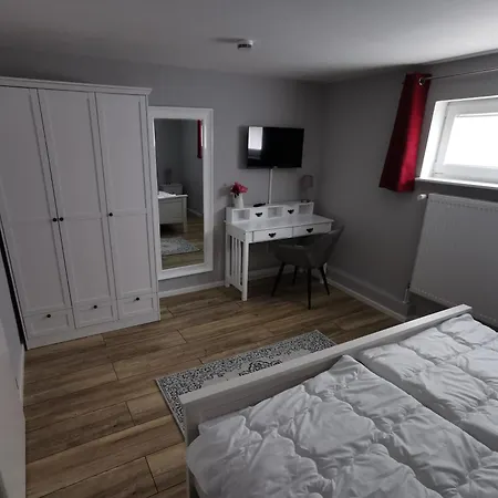 Ruegenferienhaus - Hafen